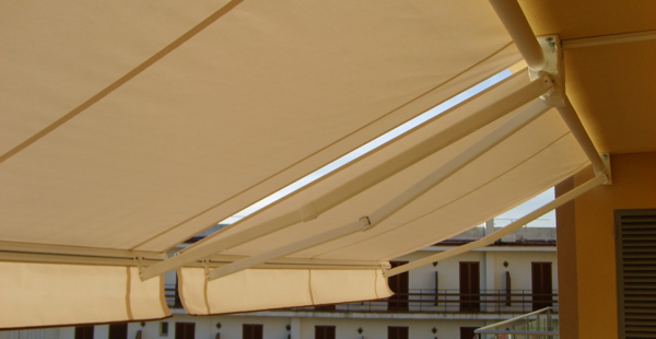 Toldo brazo invisible Smart - Imagen de catálogo