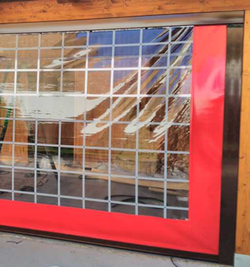 Toldo quitavientos COFRE con guías